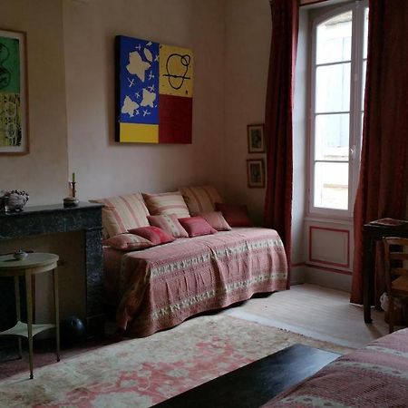 La chambre de Diane Lectoure Exterior foto