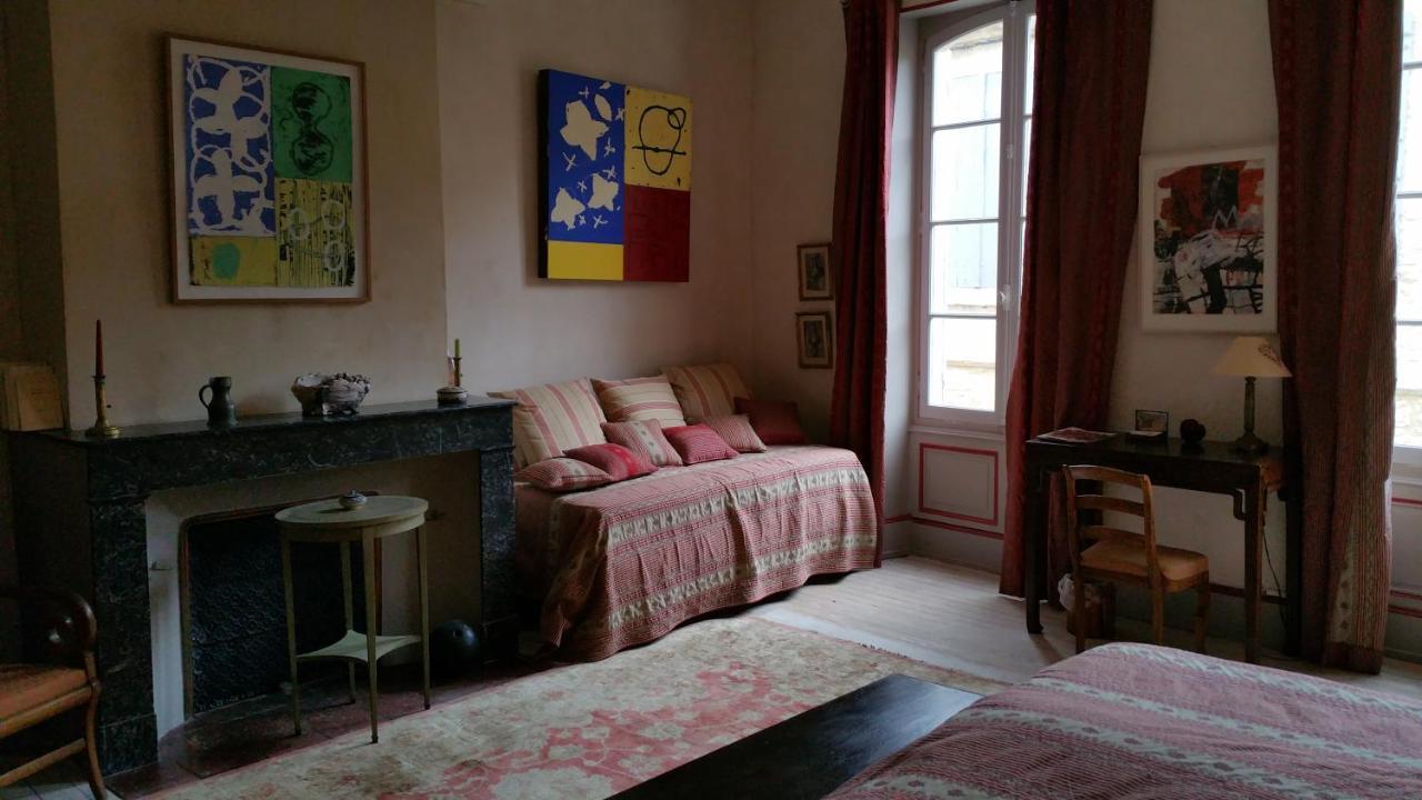 La chambre de Diane Lectoure Exterior foto