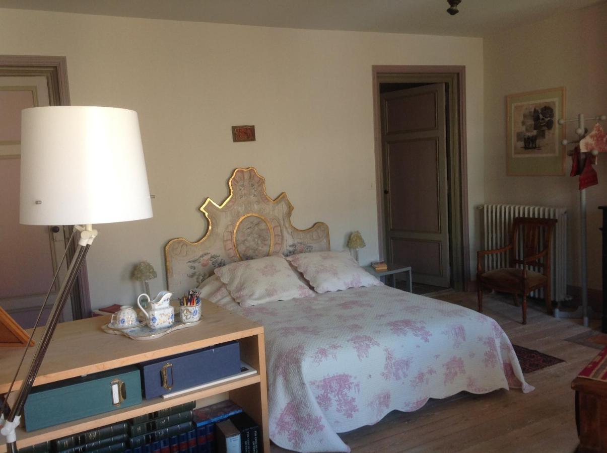 La chambre de Diane Lectoure Exterior foto